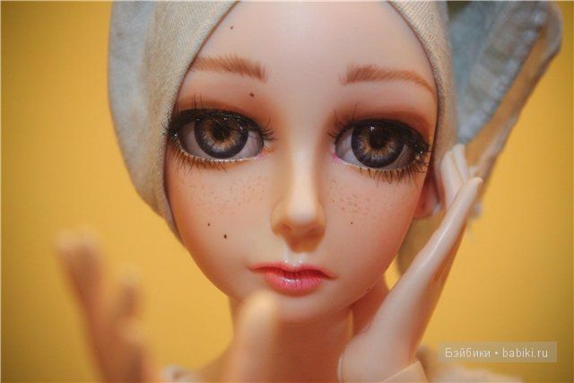 leaves doll leaves doll