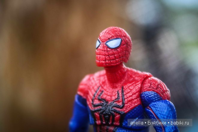 В поисках себя. Человек паук, зовут его Питер