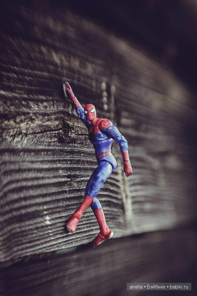 В поисках себя. Человек паук, зовут его Питер