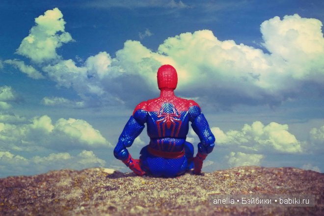 В поисках себя. Человек паук, зовут его Питер