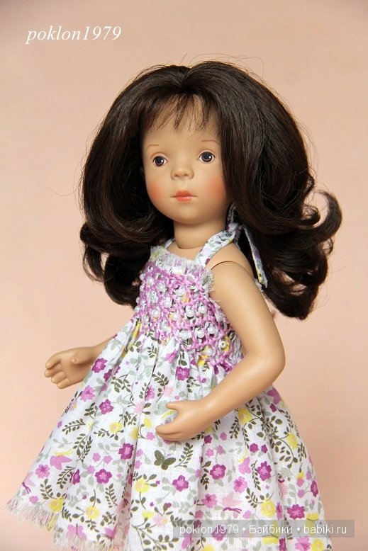 Добрый доктор Окулист! Игровые куклы Petitcollin. Minouche 35 см (фото 7)