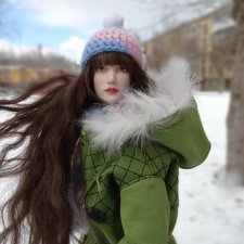 Грустная красавица О