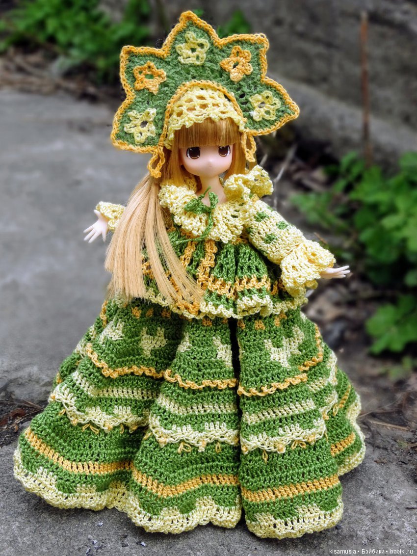 Неожиданный образ для маленькой японской куклы (фото 3)