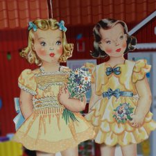 Самые "пожилые" девочки - Винтажные бумажные куклы