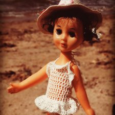 Пляжные ретро-фото для стареньких кукол