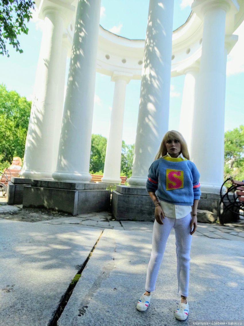 Пеппер гуляет по городу | Бэйбики Пеппер гуляет по городу — Коллекционные фигурки Hot Toys (Хот Тойс) 1:6: фото