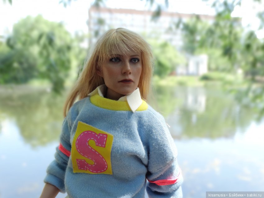 Пеппер гуляет по городу | Бэйбики Пеппер гуляет по городу — Коллекционные фигурки Hot Toys (Хот Тойс) 1:6: фото