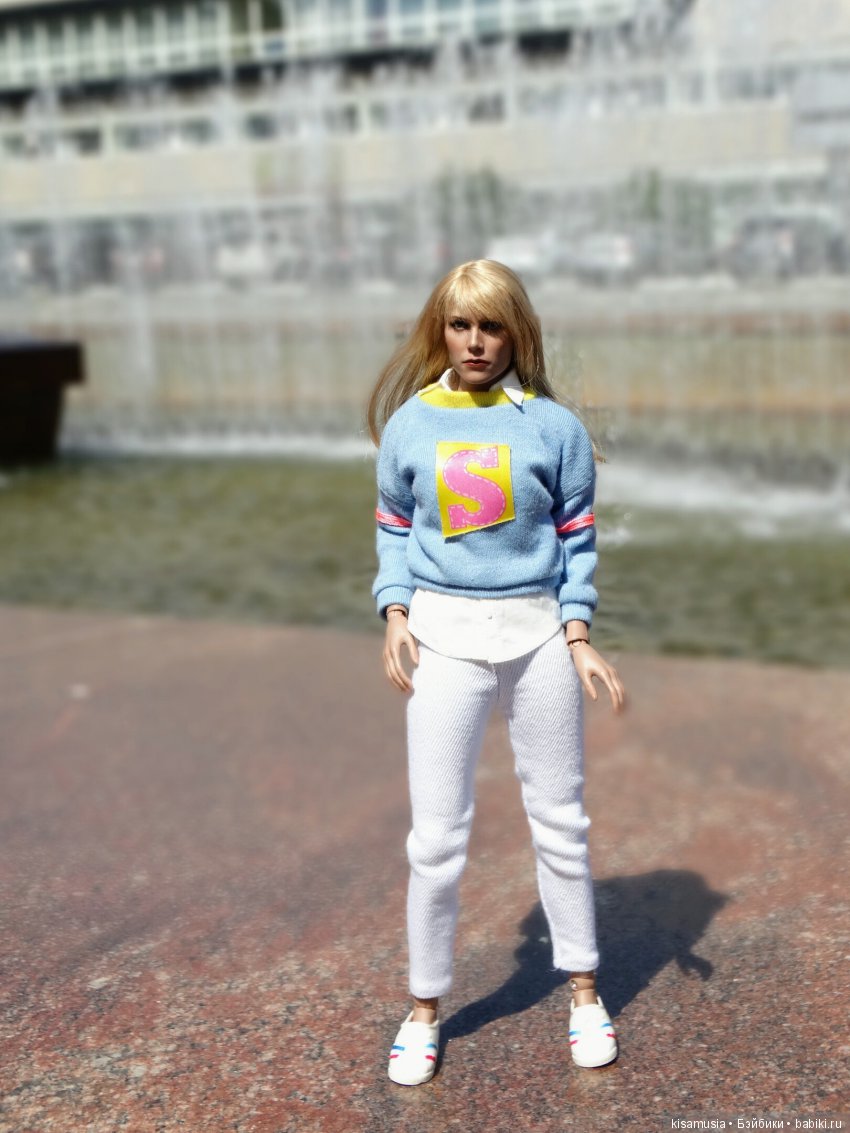 Пеппер гуляет по городу | Бэйбики Пеппер гуляет по городу — Коллекционные фигурки Hot Toys (Хот Тойс) 1:6: фото (фото 9)