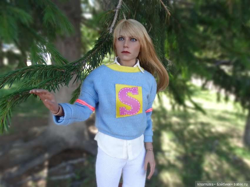 Пеппер гуляет по городу | Бэйбики Пеппер гуляет по городу — Коллекционные фигурки Hot Toys (Хот Тойс) 1:6: фото (фото 7)