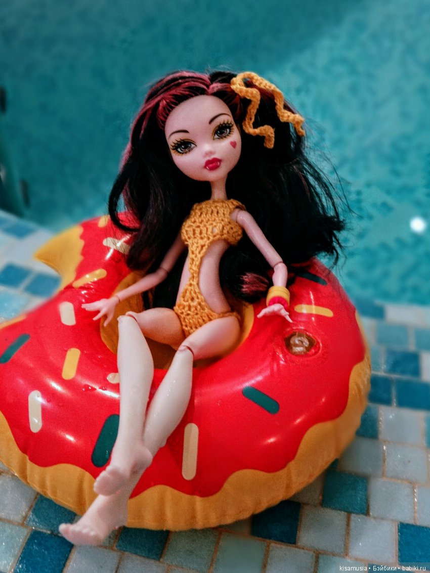 Яркая Дракулаура — Куклы Monster High и Ever After High: G1