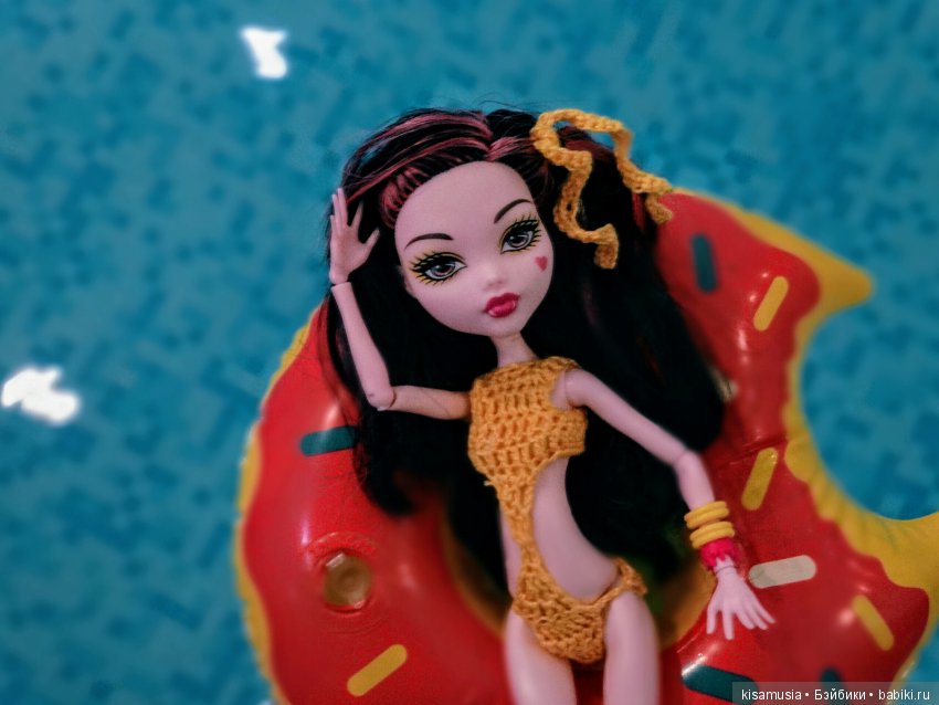 Яркая Дракулаура — Куклы Monster High и Ever After High: G1 (фото 10)