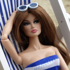 На пляже в пасмурный день