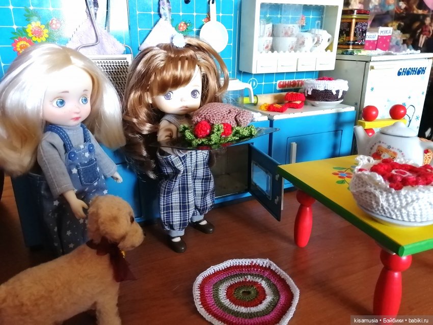 Вязаные вкусности для кукол (фото 8)