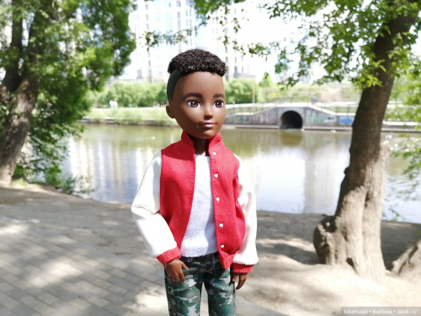 Малыш Токен — Куклы Creatable World (Mattel): шарнирные (фото 8)