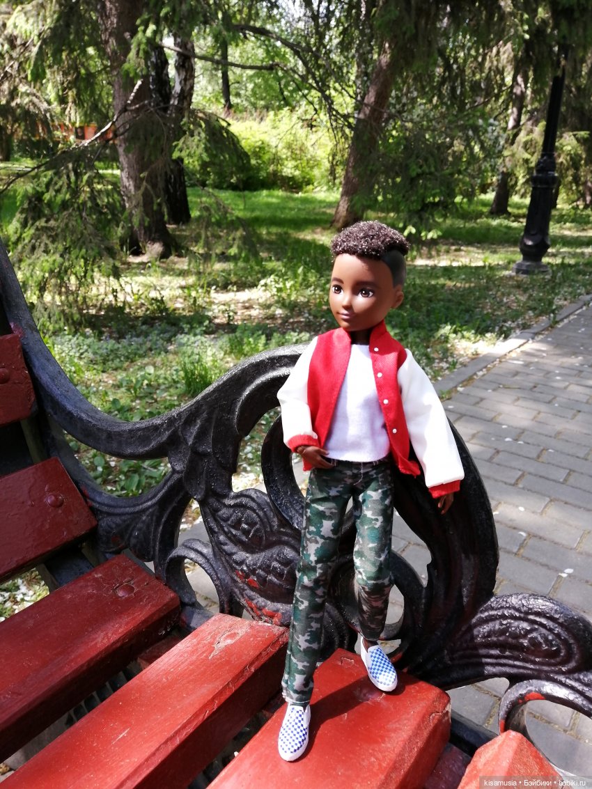 Малыш Токен — Куклы Creatable World (Mattel): шарнирные