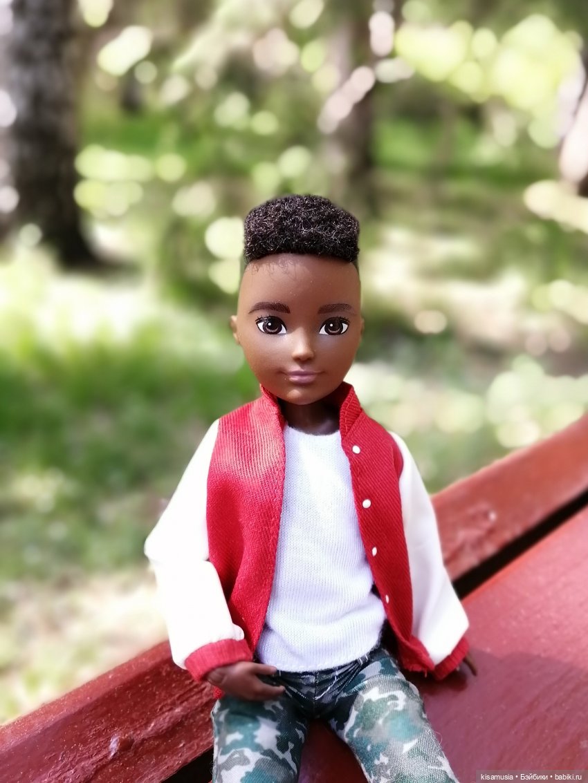 Малыш Токен — Куклы Creatable World (Mattel): шарнирные