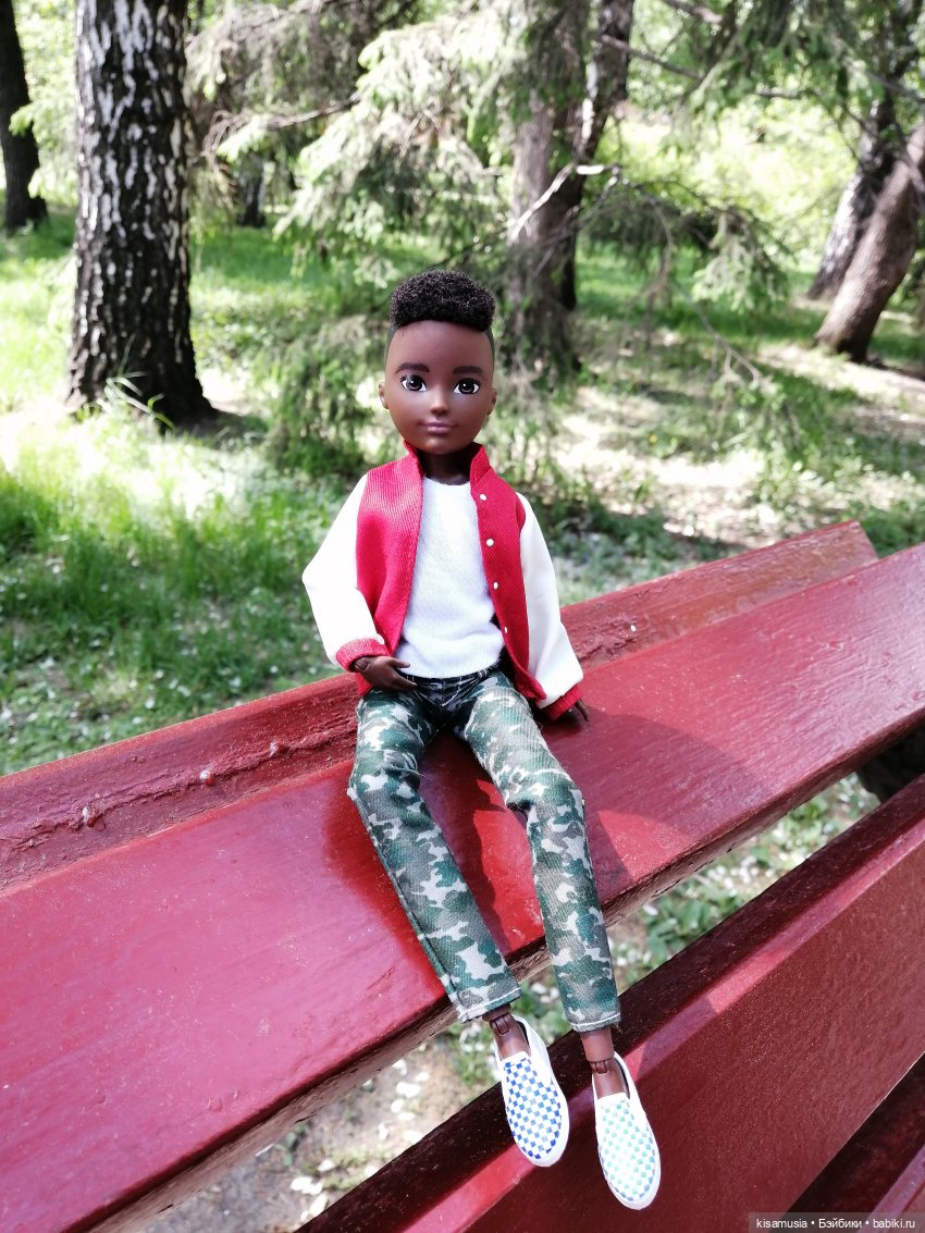 Малыш Токен — Куклы Creatable World (Mattel): шарнирные