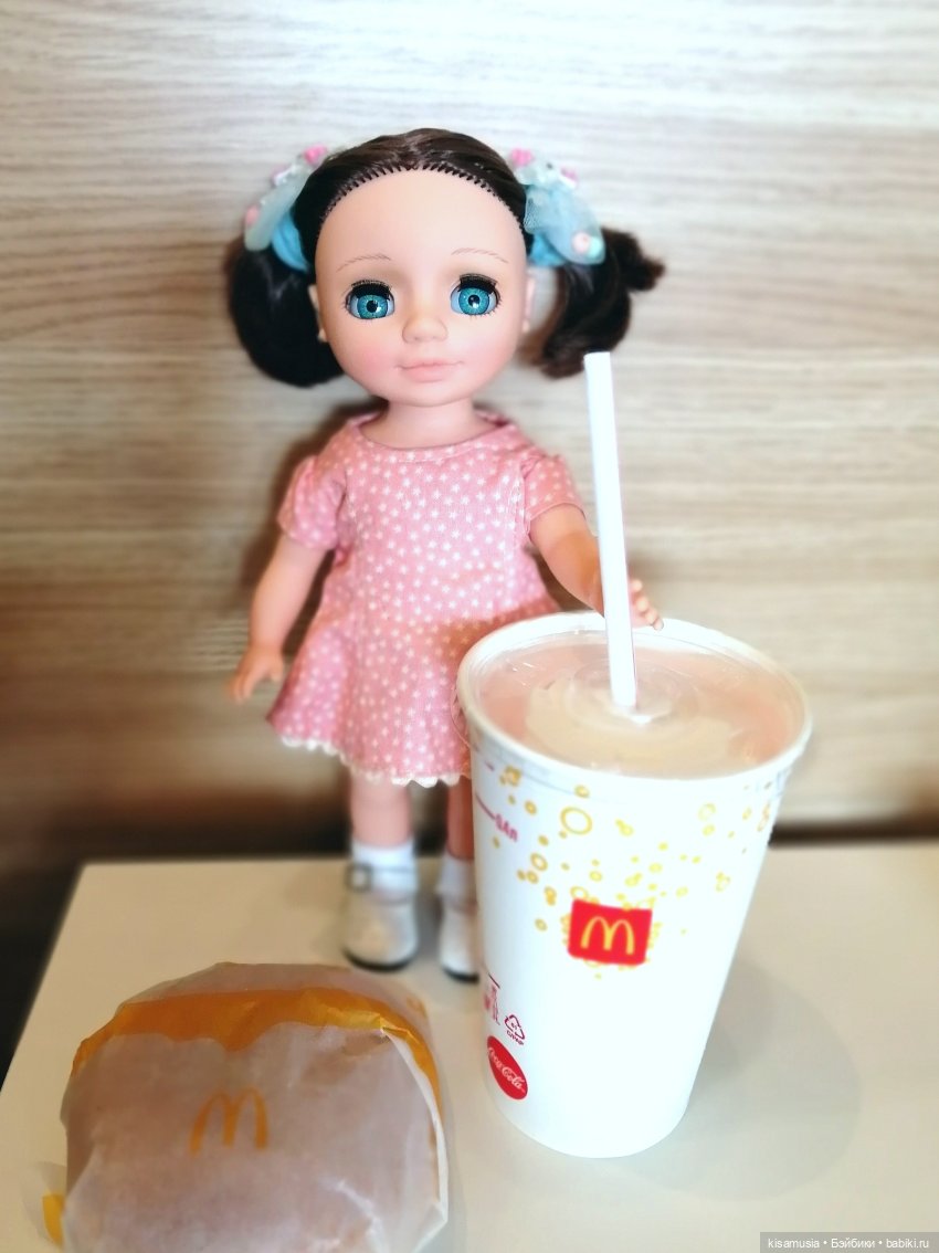 Прогулка с Асей — Российские куклы Весна
