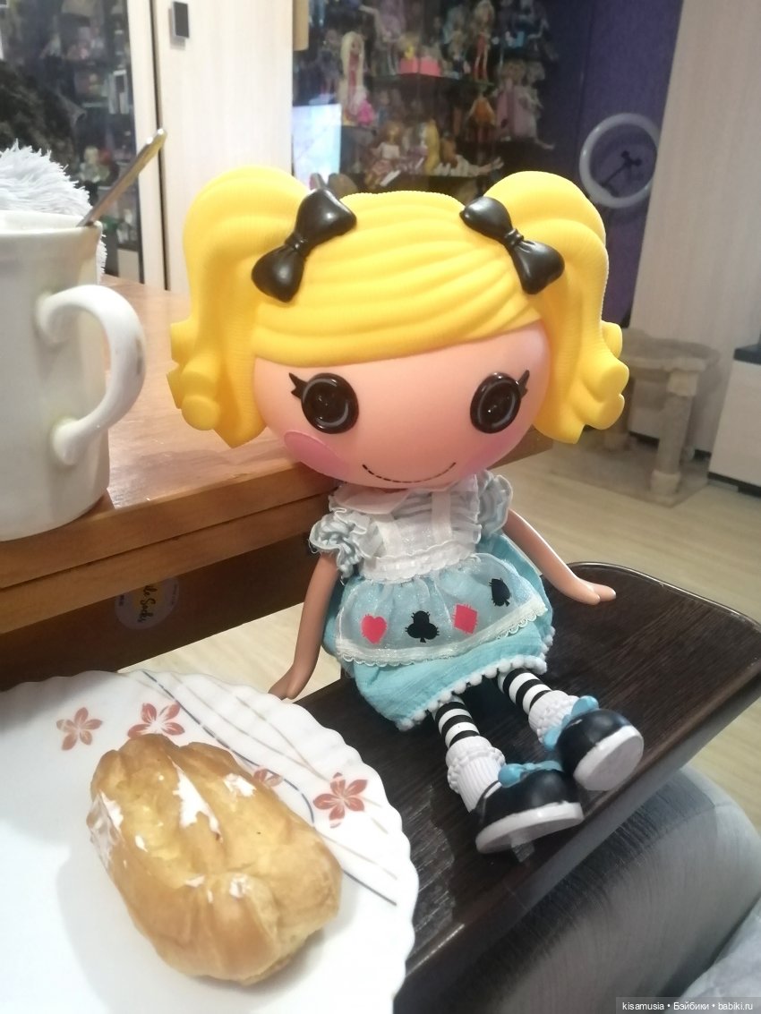 Мои куколки — Коллекции игровых кукол (Playline): фото полок (фото 8)