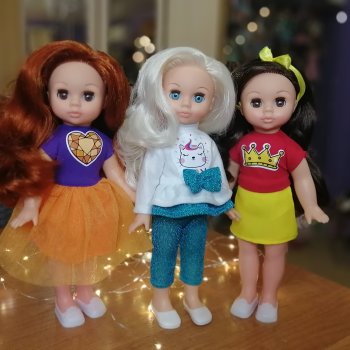 Куколки прошлого года