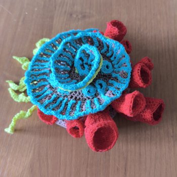 Вязанные кораллы