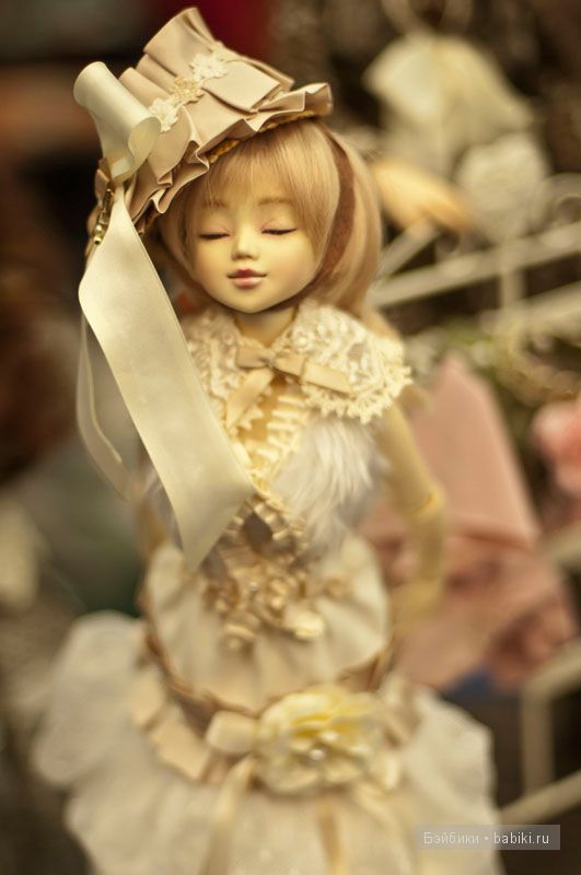 шарнирные куклы в Лионе