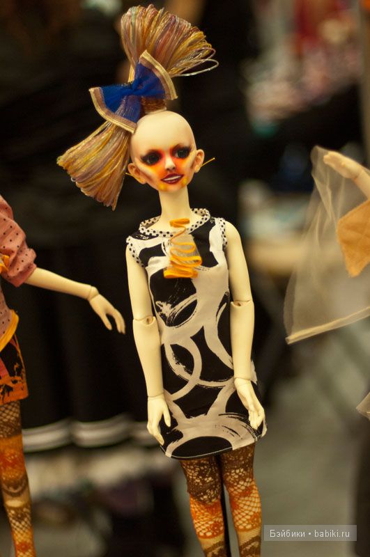 шарнирные куклы в Лионе