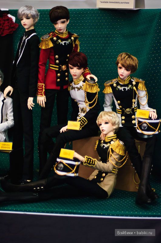 шарнирные куклы в Лионе