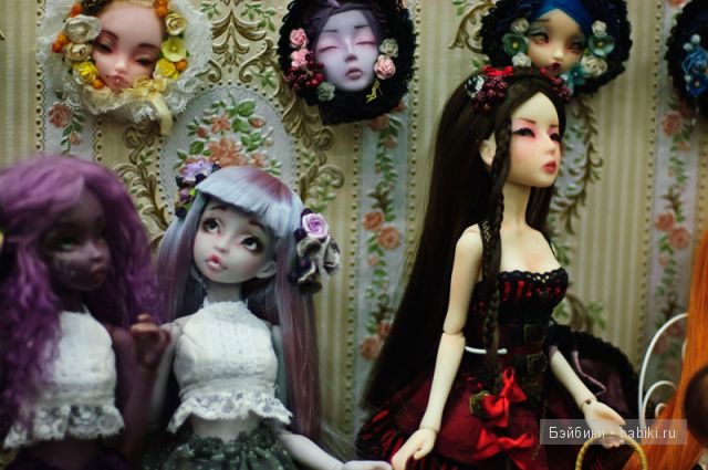 шарнирные куклы в Лионе