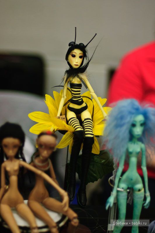 шарнирные куклы в Лионе