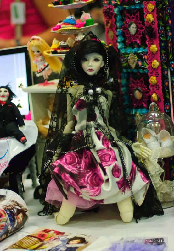 шарнирные куклы в Лионе