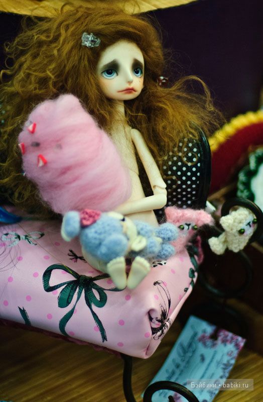 шарнирные куклы в Лионе