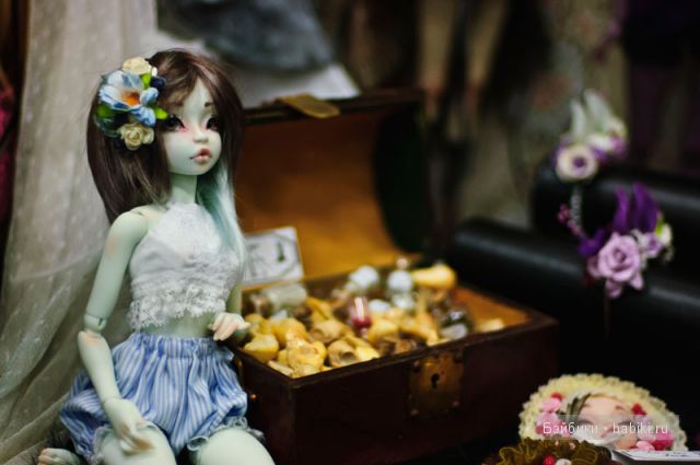 шарнирные куклы в Лионе