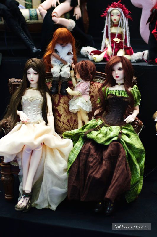 шарнирные куклы в Лионе