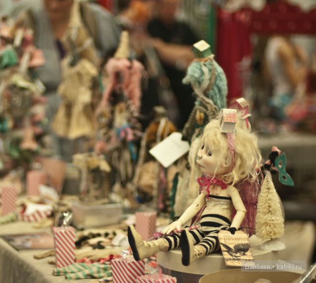 шарнирные куклы в Лионе