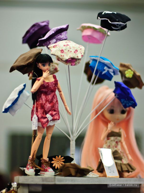 шарнирные куклы в Лионе
