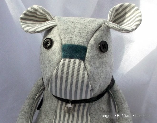 Фетровый бульдожек Базиль с кармашками от Евгении Малининой (фото 3)