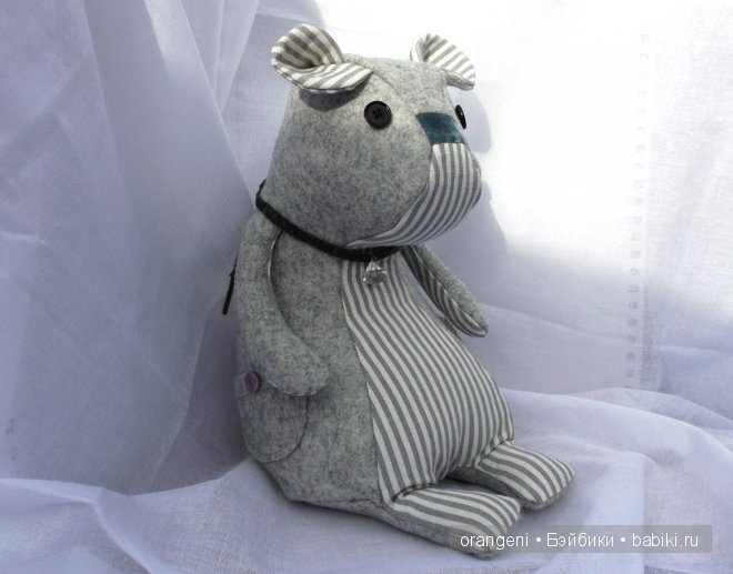 Фетровый бульдожек Базиль с кармашками от Евгении Малининой (фото 2)