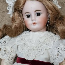 Ранняя антикварная малышка от Bahr&Proschild 224молд, закрытый рот