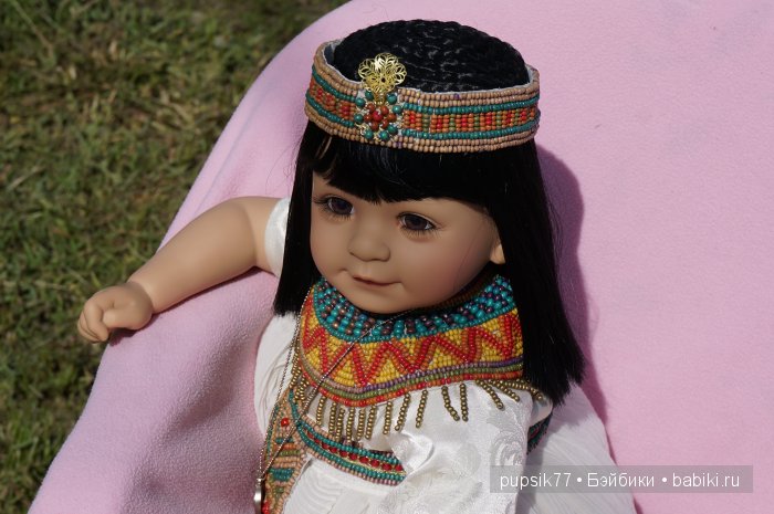 Томная красавица из Египта, Adora