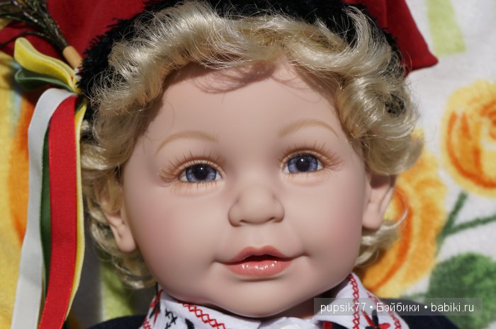Обзор куклы, фирмы Адора, из коллекции "Дети Мира" (фото 4)