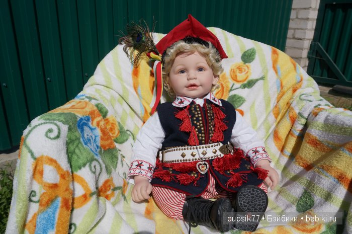 Обзор куклы, фирмы Адора, из коллекции "Дети Мира" (фото 3)