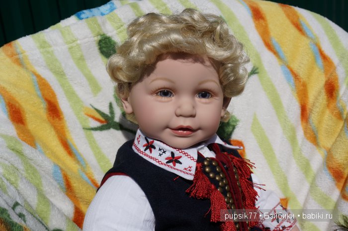 Обзор куклы, фирмы Адора, из коллекции "Дети Мира"
