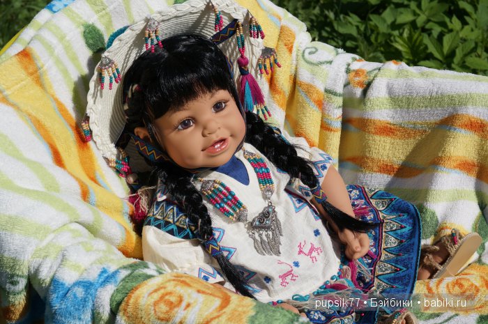 Обзор куклы, фирмы Адора, из коллекции "Дети Мира" - Солана, Мексика (фото 3)