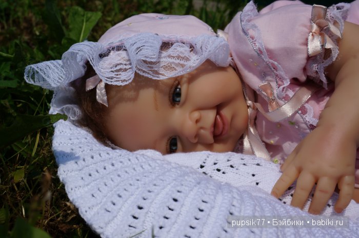 Малышка в розовом — Куклы Ashton Drake (Эштон Дрейк): реалистичные малыши (фото 3)