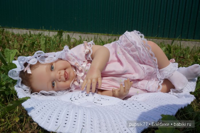 Малышка в розовом — Куклы Ashton Drake (Эштон Дрейк): реалистичные малыши (фото 4)