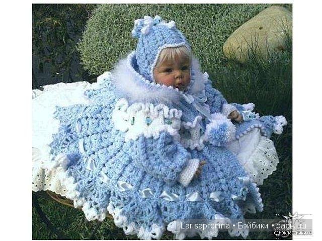 Красивая вязаная одежда для реборняток