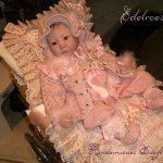 Красивая вязаная  одежда для реборняток.