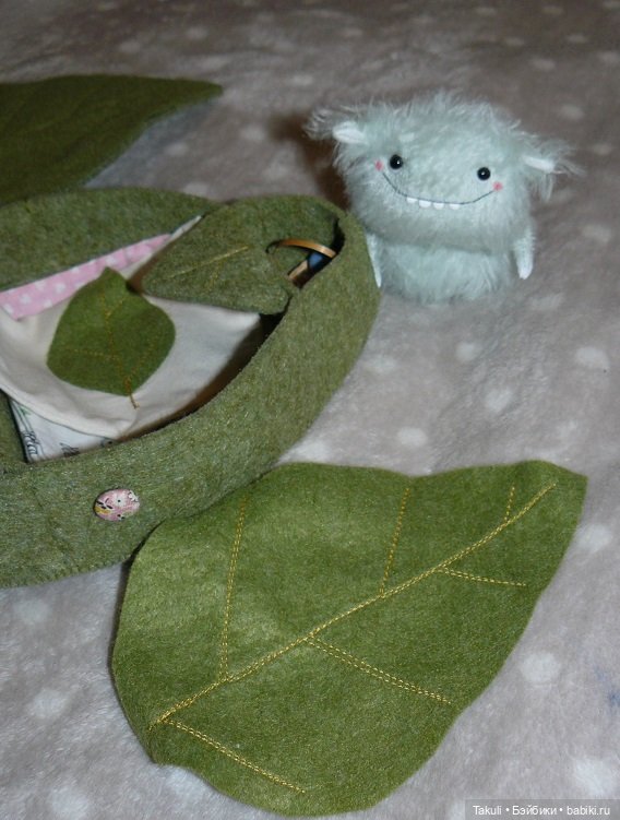 И под каждым им кустом был готов и стол, и дом (фото 8)