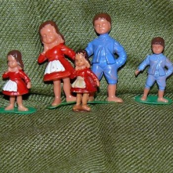 Маленькие немецкие фигурки, или след потеряшки